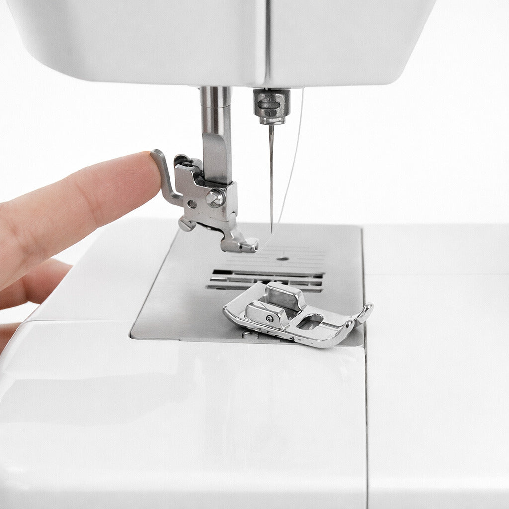 Macchina Per Cucire Necchi N81