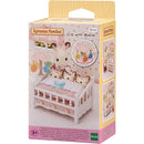 immagine-1-epoch-sylvanian-families-culla-con-giostrina-epoch-5534-ean-5054131055342