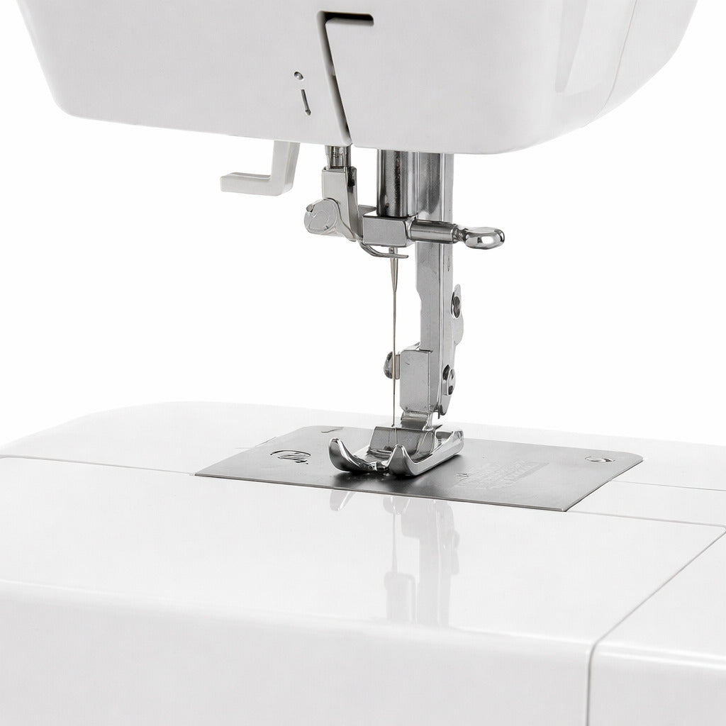 Macchina Per Cucire Necchi N83