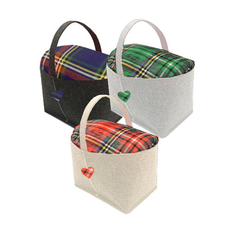 immagine-1-hamilton-plaid-con-borsa-hamilton-fantasie-assortite-ean-8051938638621
